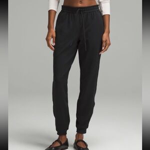 Lululemon mid rise soft jersey classic jogger